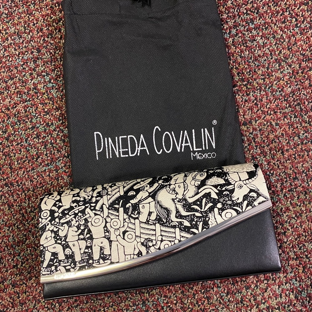 NWT Pineda Covalin Clutch